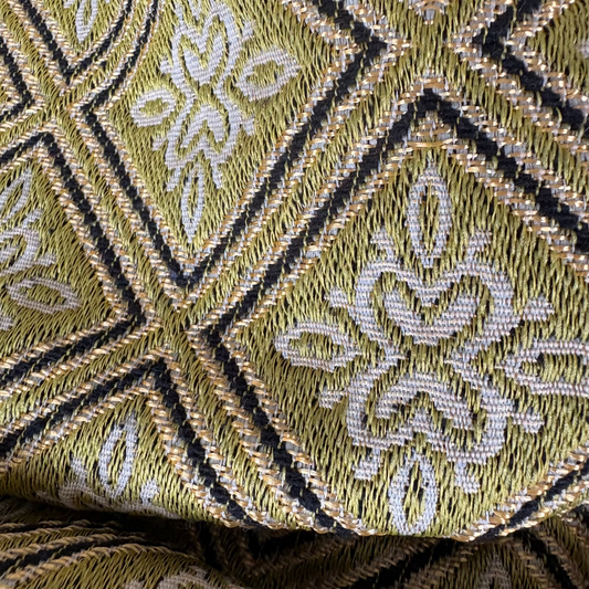 Olive Diamond Jacquard Medallion