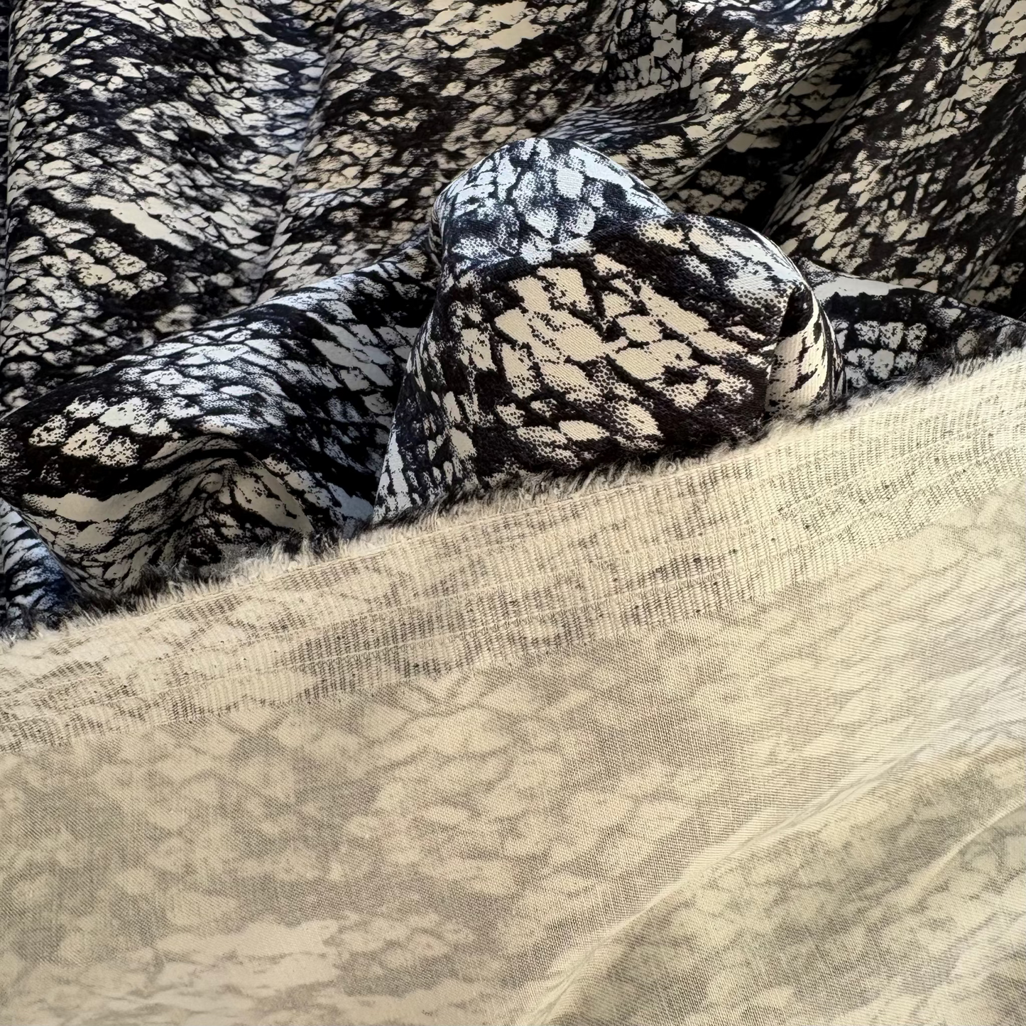 Snake print cotton blend
